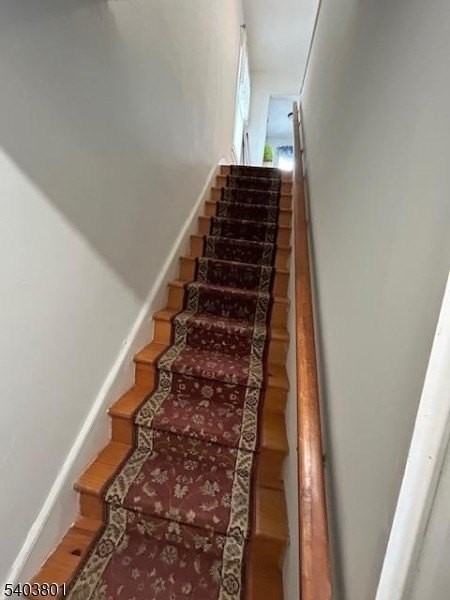 9 Madison St - Photo 3 of 15