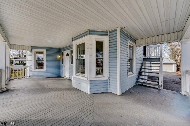 946 W 7th St #1 - Photo 2 of 14