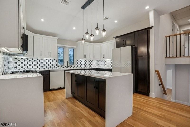 30 Hemlock Ter - Photo 5 of 22