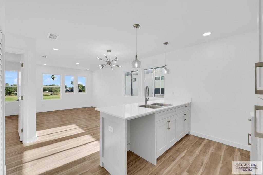 Gamez Dr #221B - Photo 4 of 14