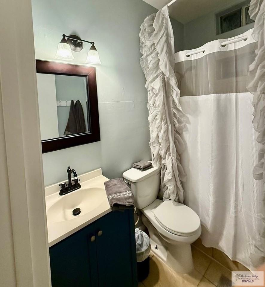 21 Bravo St #A - Photo 5 of 7