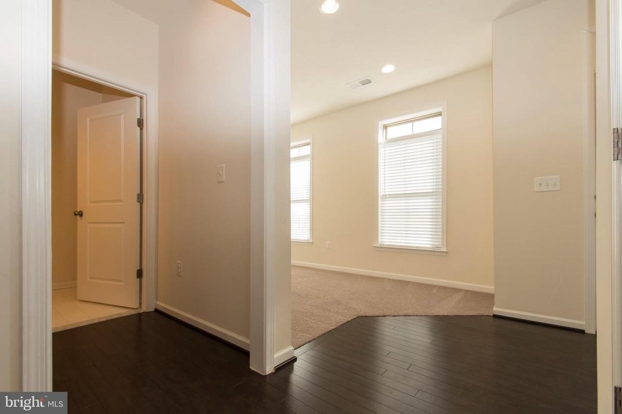 14337 Potomac Heights Ln - Photo 2 of 50