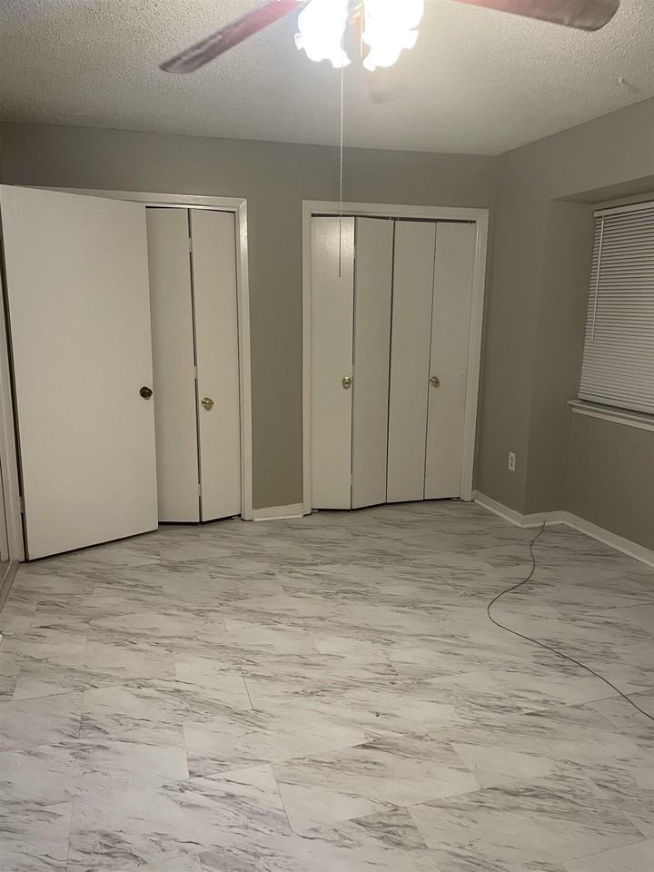 5589 Gates Cv - Photo 4 of 12