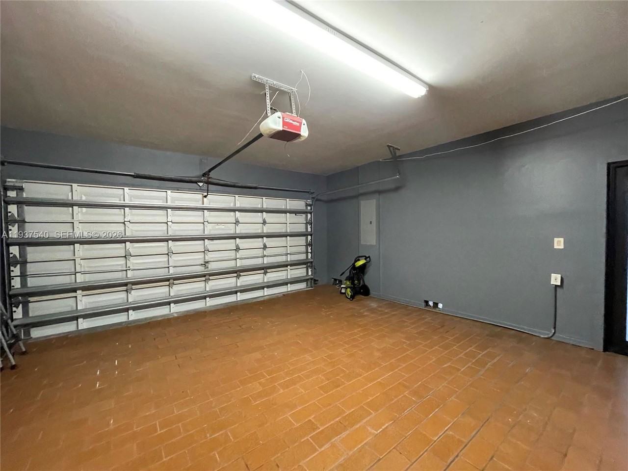 16820 Nw 79th Pl - Photo 2 of 8