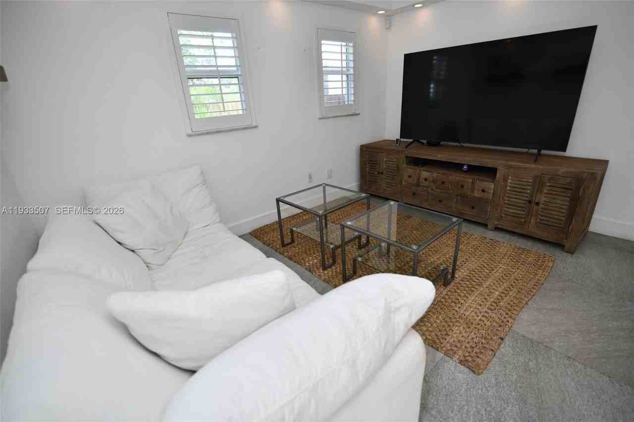 2918 Bird Ave #5 - Photo 7 of 29