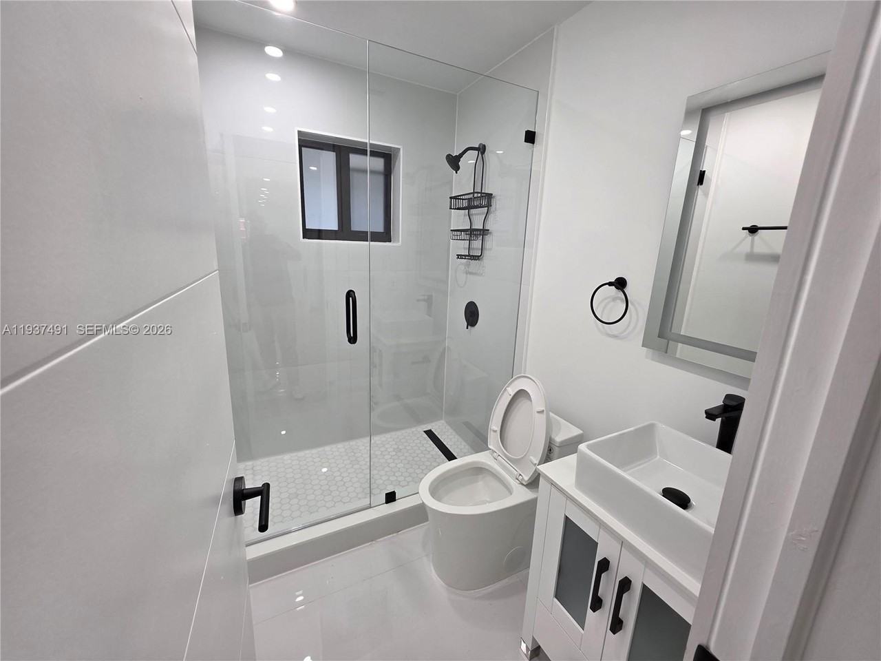 233 E 7th St #2 - Photo 6 of 12