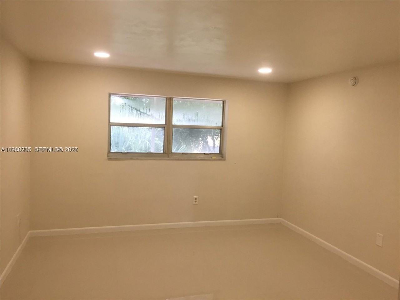 1550 Ne 191st St #309 - Photo 7 of 13