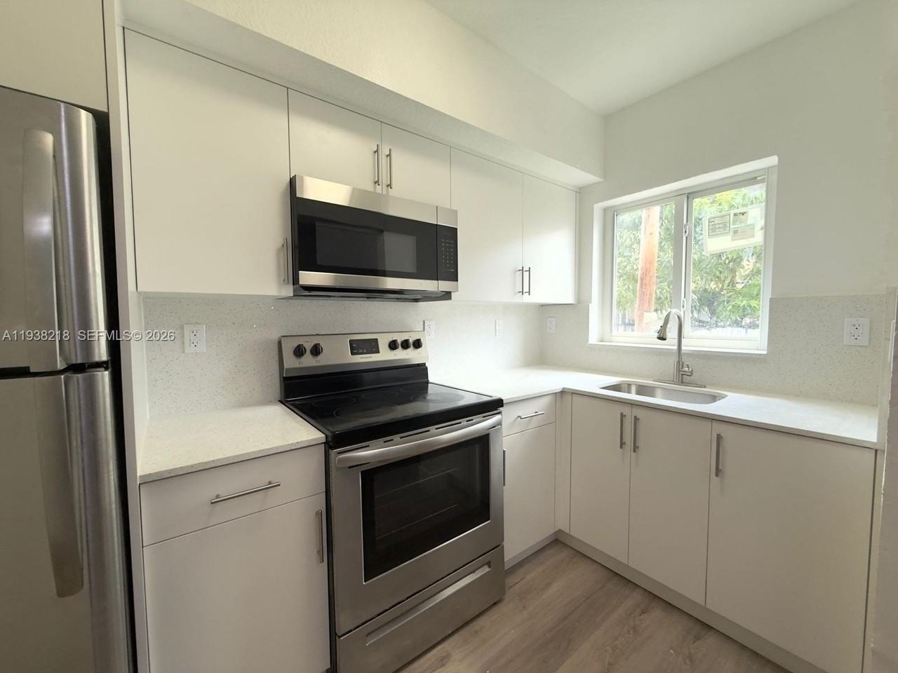 424 Nw 84th St #424 - Photo 2 of 15