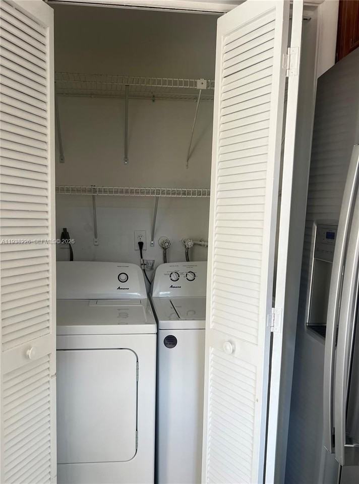 2470 Sw 108th Pl #2470 - Photo 6 of 18