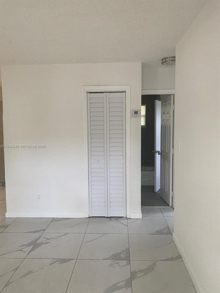 2861 Nw 15th Ct #2 - Photo 6 of 14