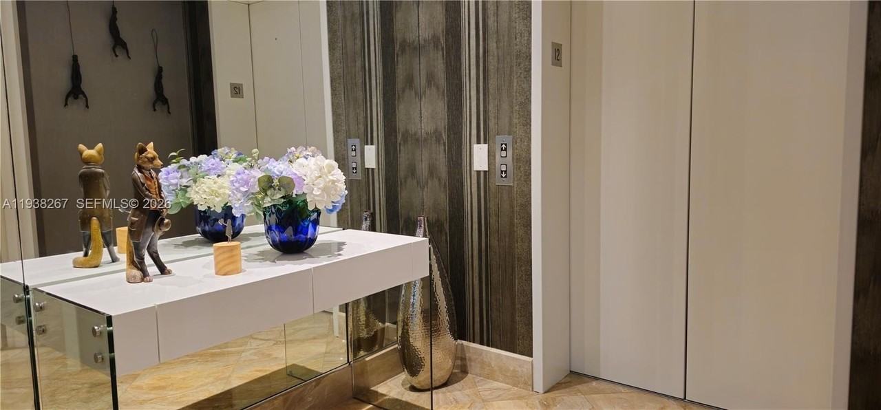 3802 Ne 207th St #1204 - Photo 3 of 50