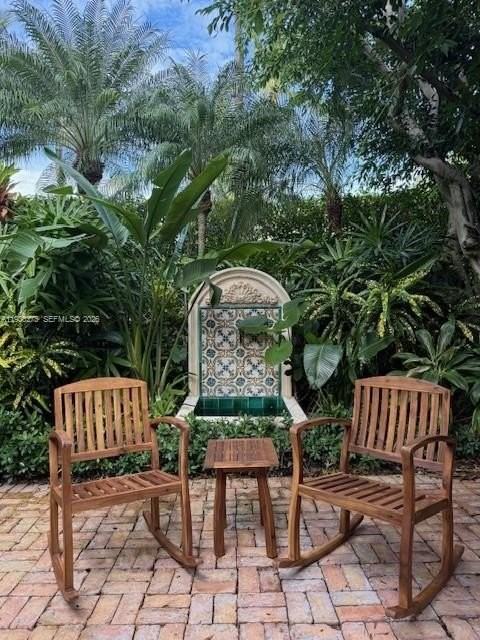 226 Chilean Ave #1-2 - Photo 2 of 2