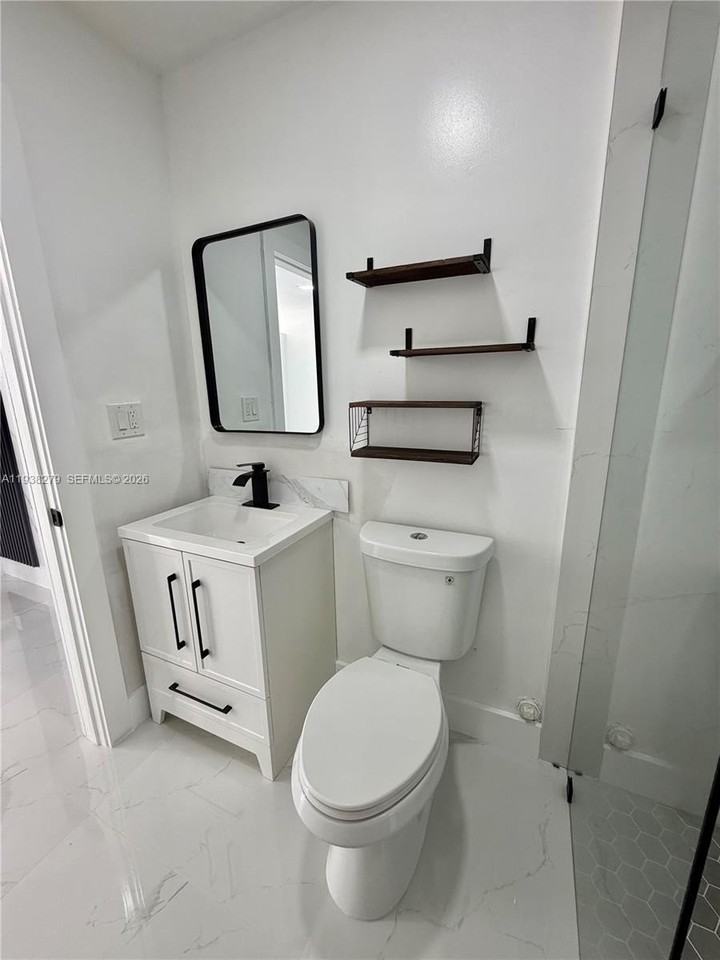 5051 Sw 128th Ct #2 - Photo 5 of 11