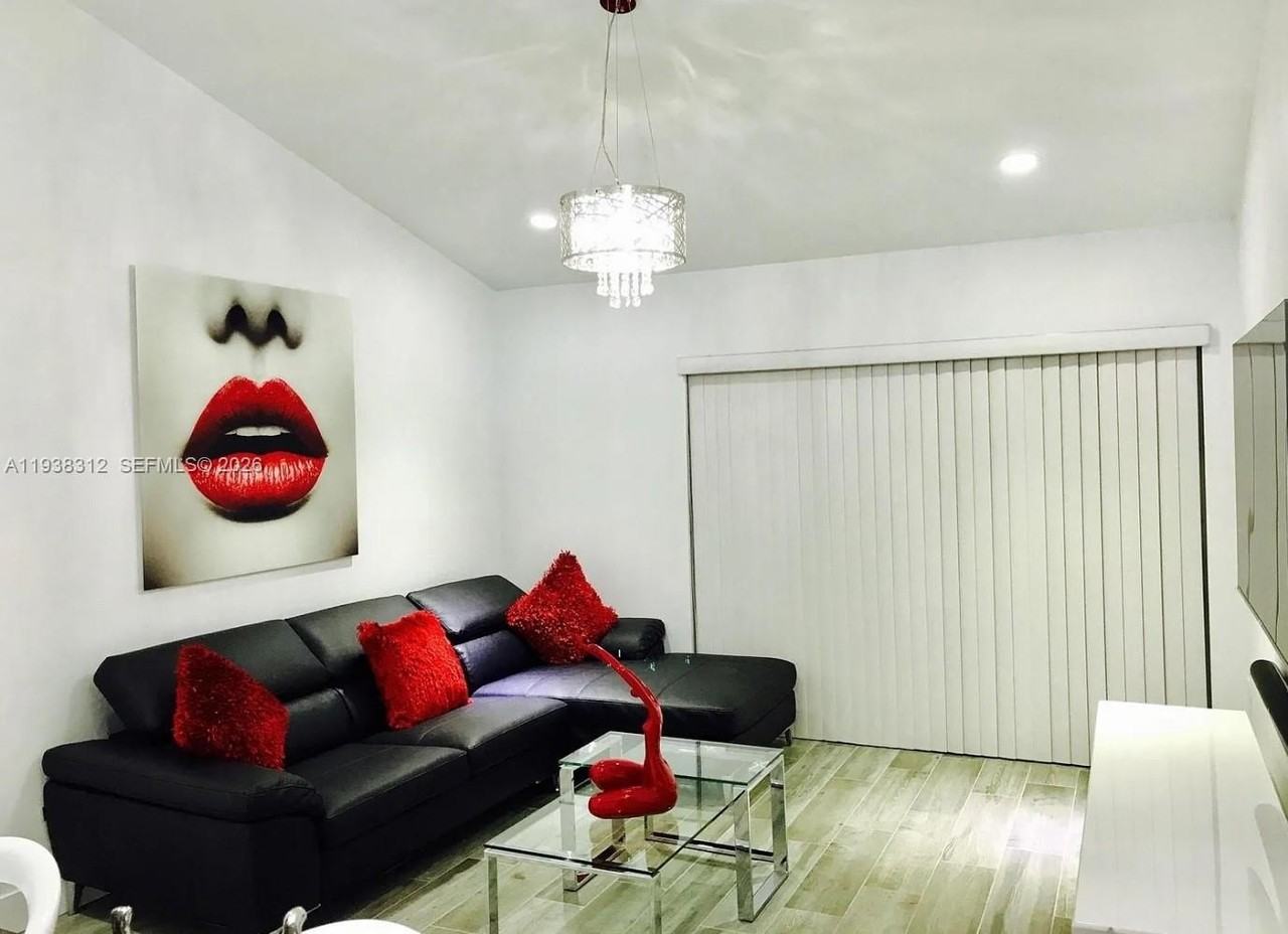 7220 Nw 179th St #309 - Photo 2 of 16