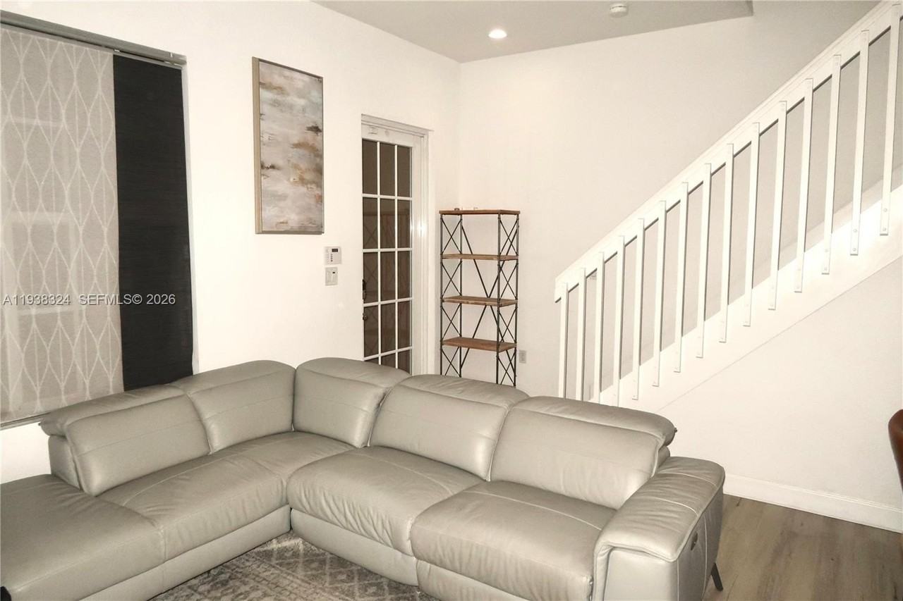 531 Sw 147th Ave #2-4 - Photo 3 of 12