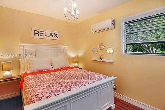 5580 Sw 32nd Ter #1 - Photo 4 of 8