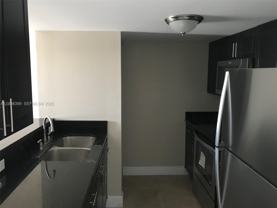 1990 Nw 4th Ct #7 - Photo 1 of 1