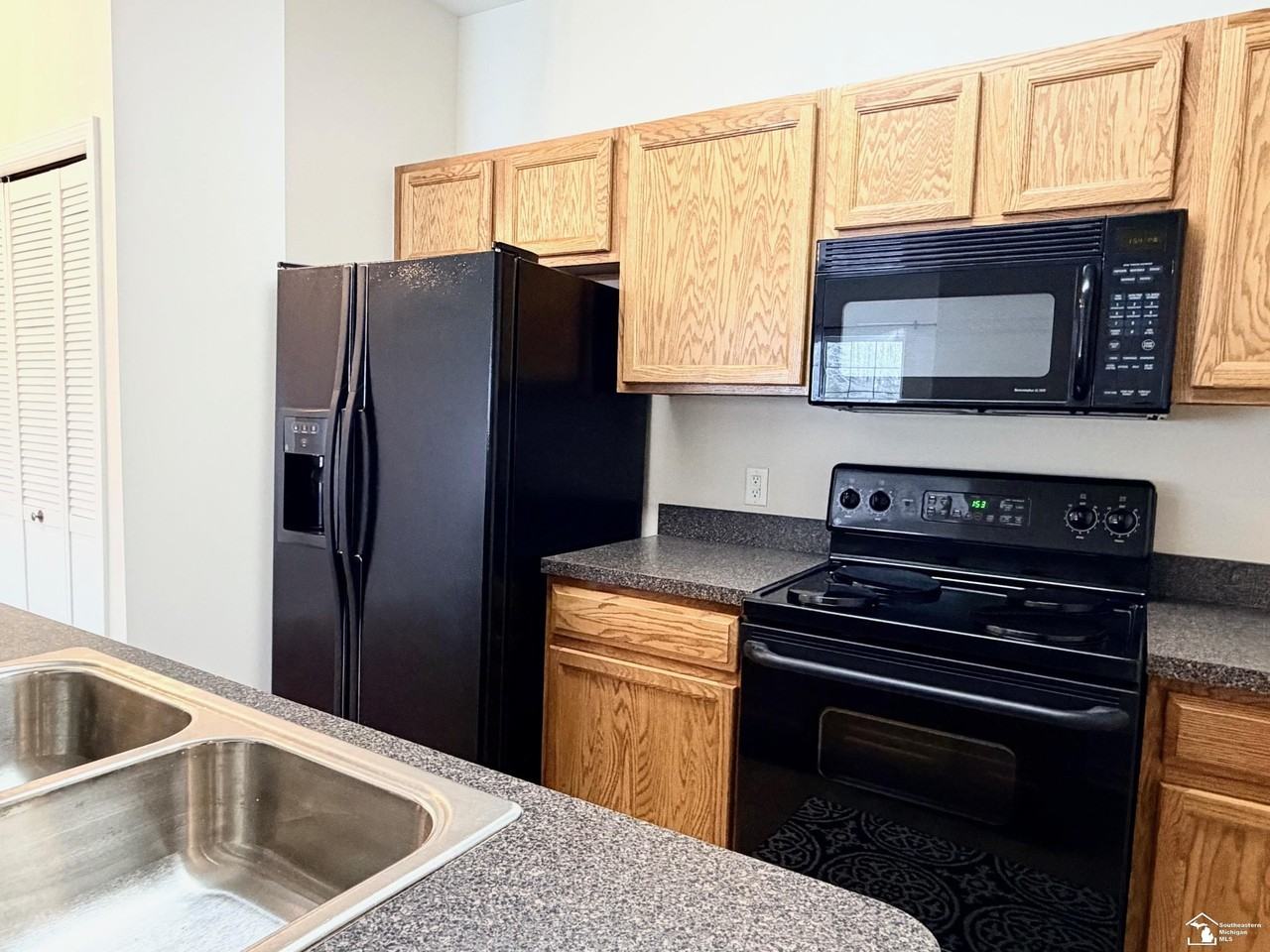 26757 Kirkway Cir - Photo 6 of 20