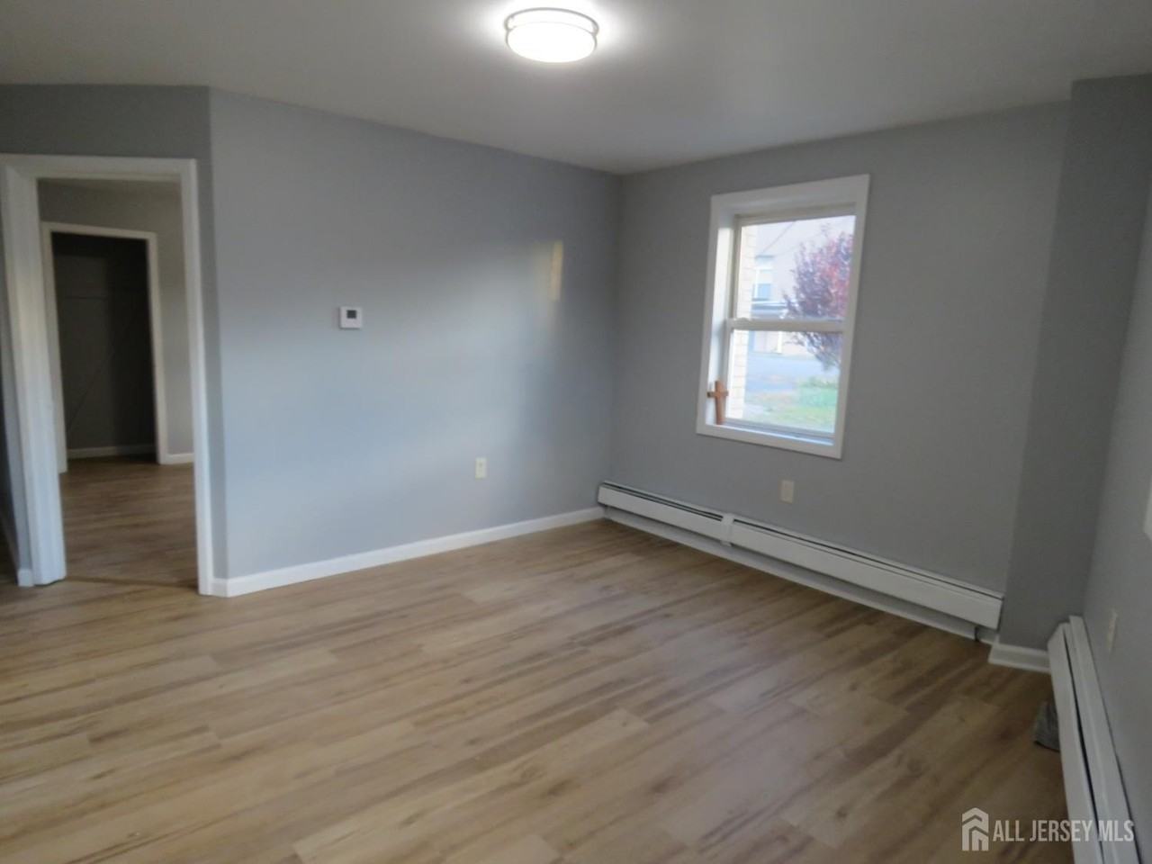 768 State St - Photo 2 of 6