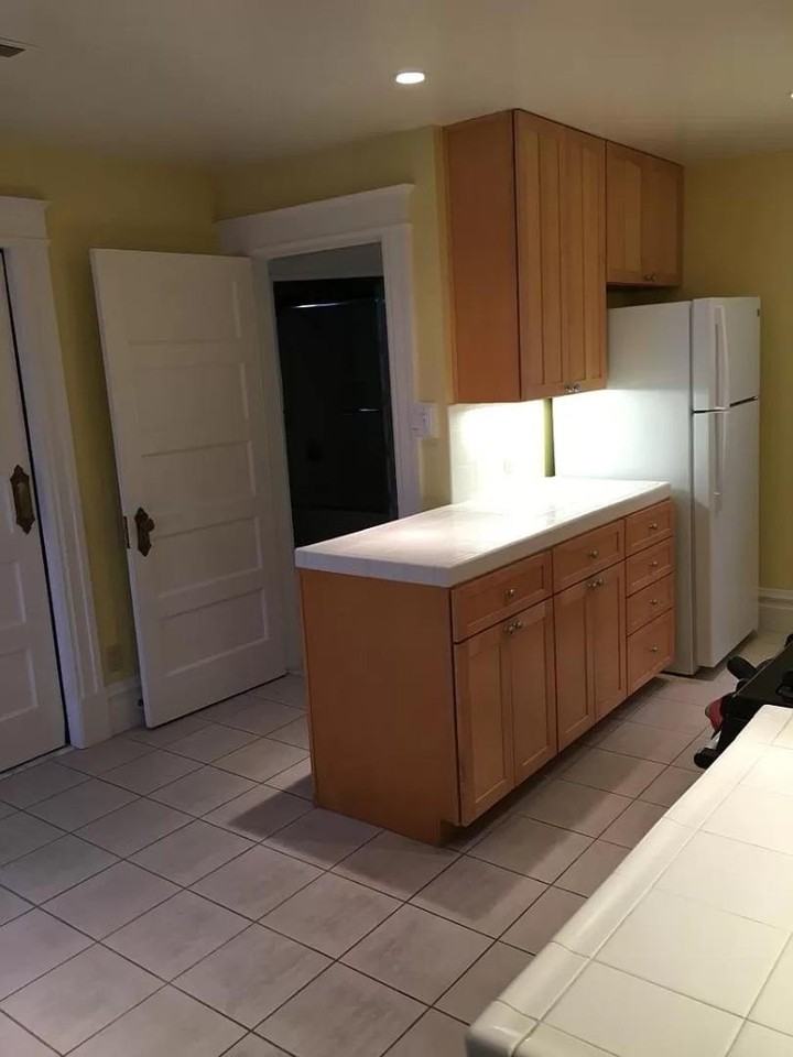 787 Guerrero St - Photo 6 of 10