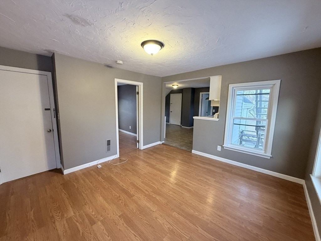 5052 Alden St Unit 2 #2 - Photo 6 of 24