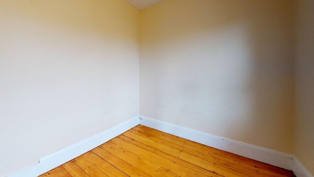 192 Hillside St Apt 3 #3 - Photo 4 of 8