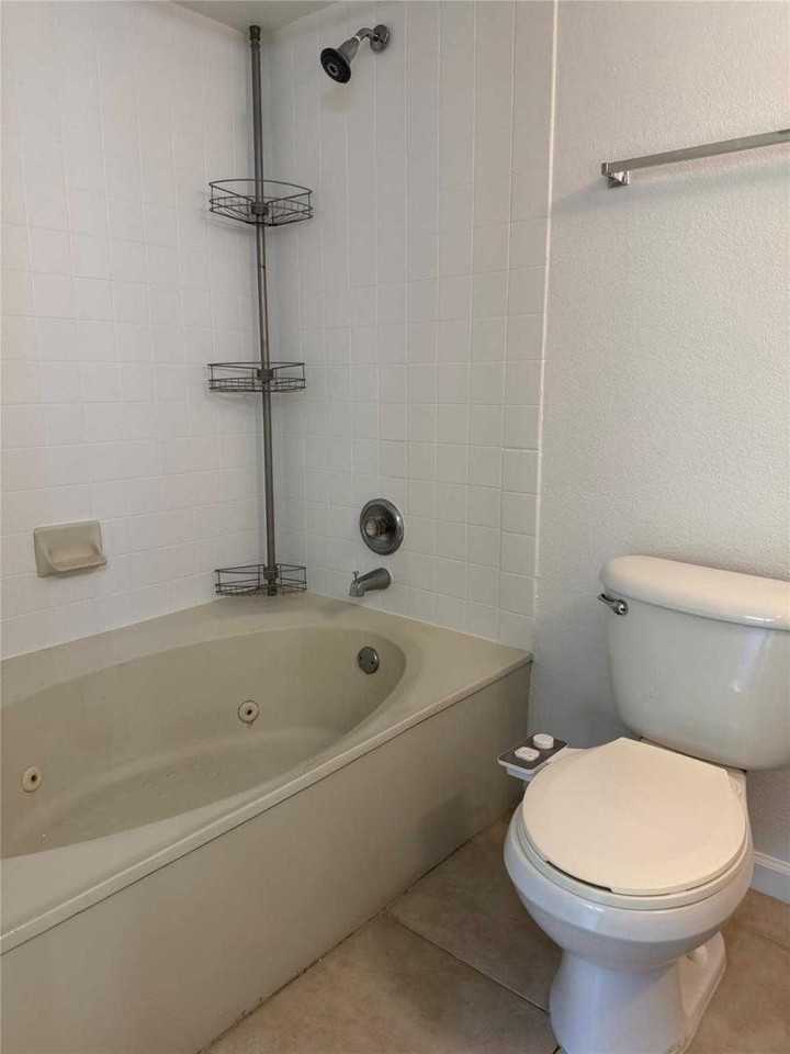 8183 Severn Dr - Photo 2 of 10