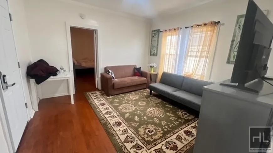 11550 149th St - Photo 2 of 10