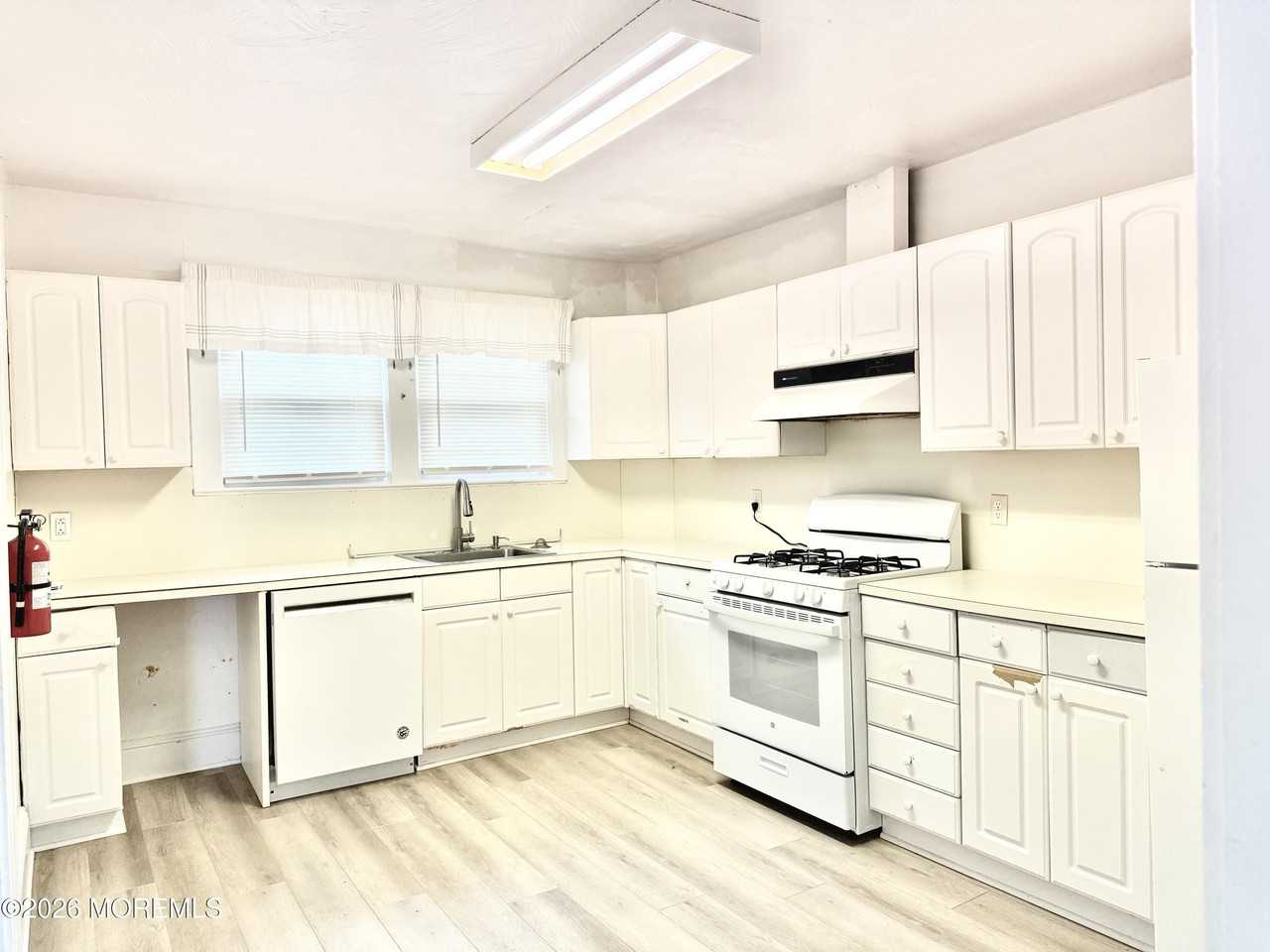 140 Wall St Unit 1 #1 - Photo 6 of 13