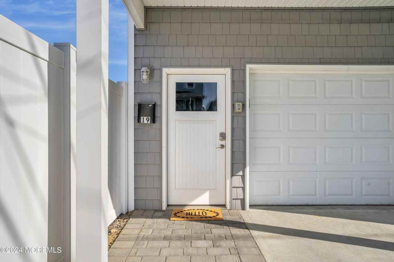 19 Church Street unit: August - Photo 2 of 30