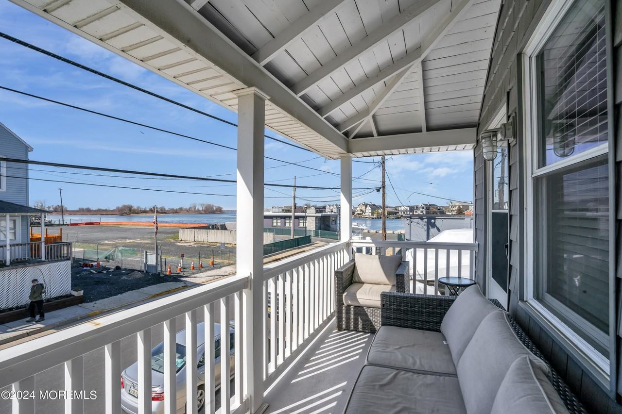 19 Church Street unit: August - Photo 4 of 30