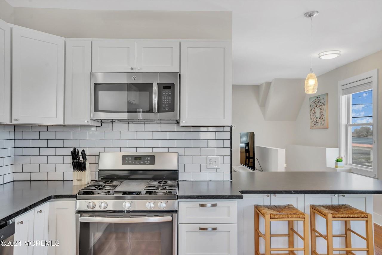 19 Church Street unit: August - Photo 6 of 30