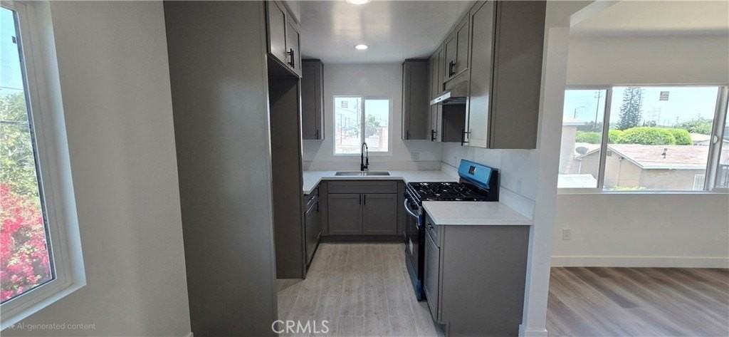 833 E 92nd St - Photo 2 of 18