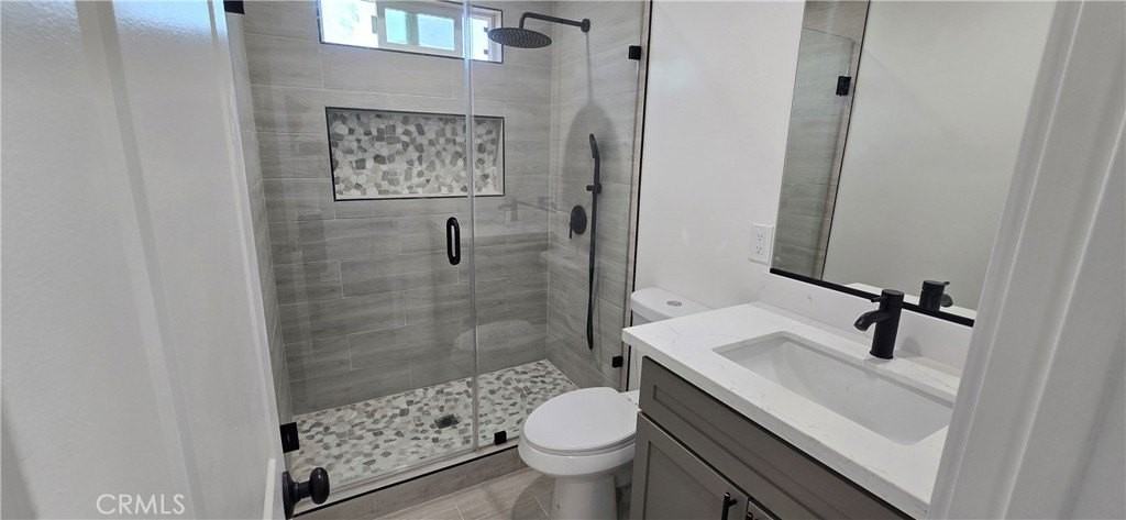 833 E 92nd St - Photo 7 of 18