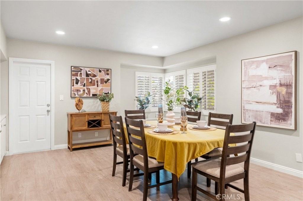 1445 9th Ave - Photo 6 of 30