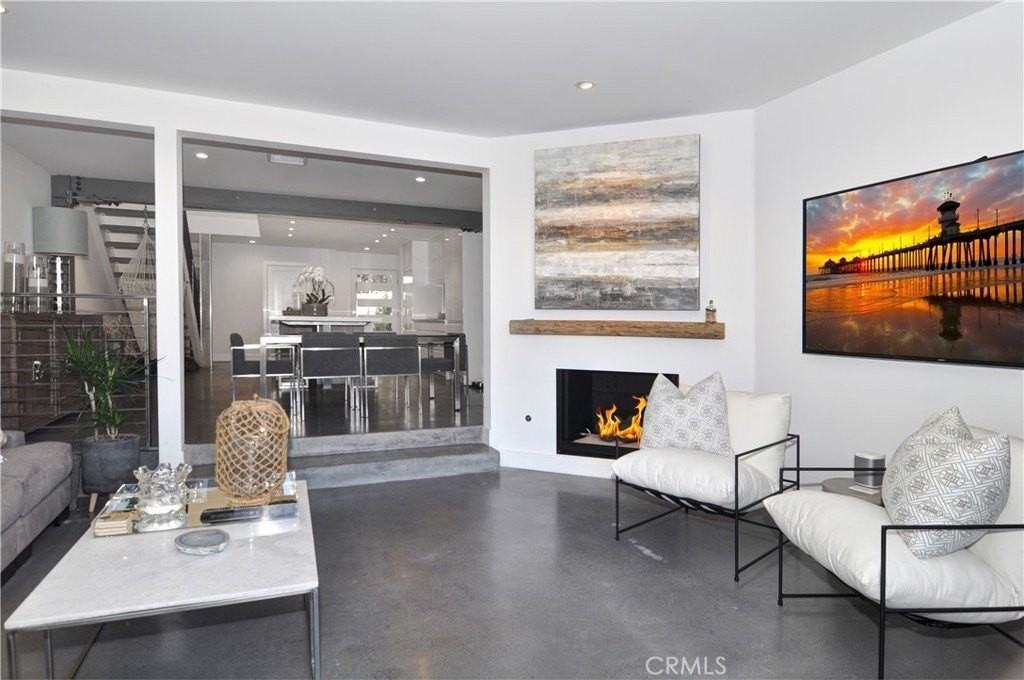 3861 Aruba Cir - Photo 5 of 45