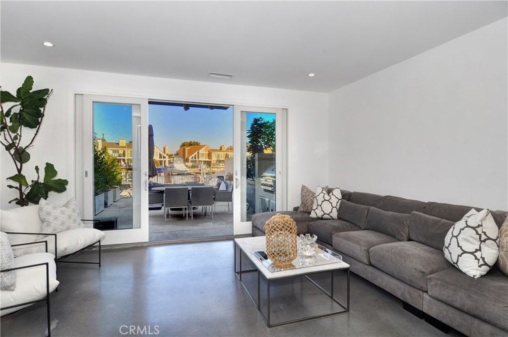 3861 Aruba Cir - Photo 7 of 45