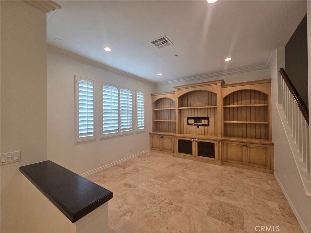 37 Opus - Photo 4 of 30