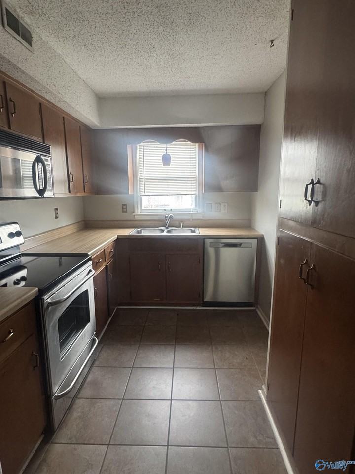 210 Marinawoods Dr Se #E - Photo 7 of 15