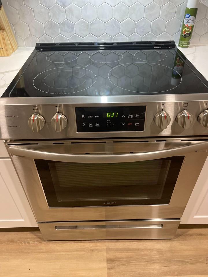 Calvin Ave - Photo 4 of 9