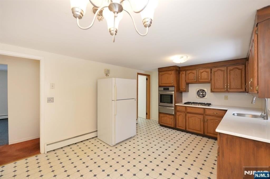 26 Bank St - Photo 4 of 13