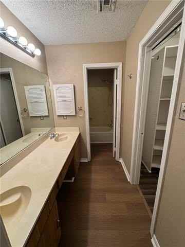 1012 Saint Julien Dr #C4 - Photo 7 of 17