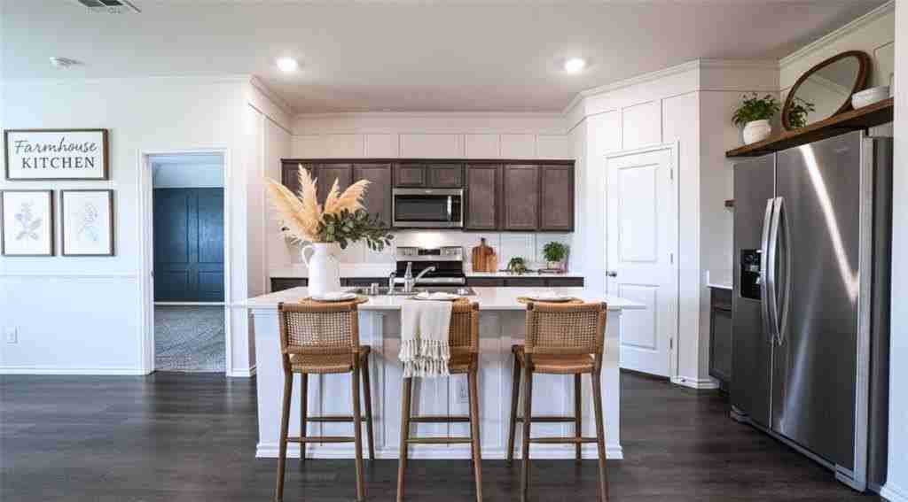 807 Old Bluff Ln - Photo 5 of 28