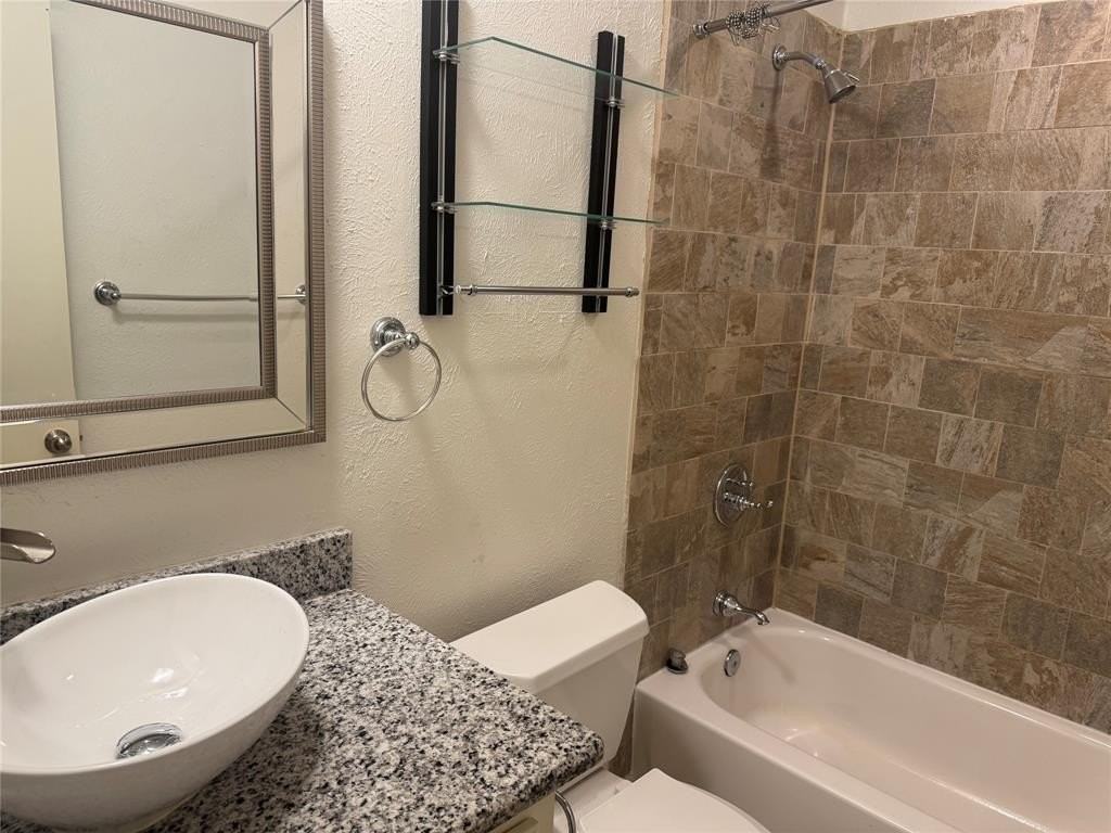 937 Whitehall Dr - Photo 6 of 13