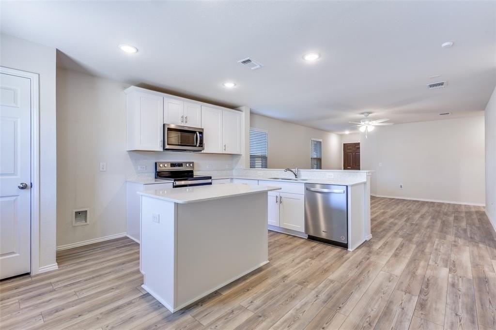 843 Ozark Path - Photo 5 of 13