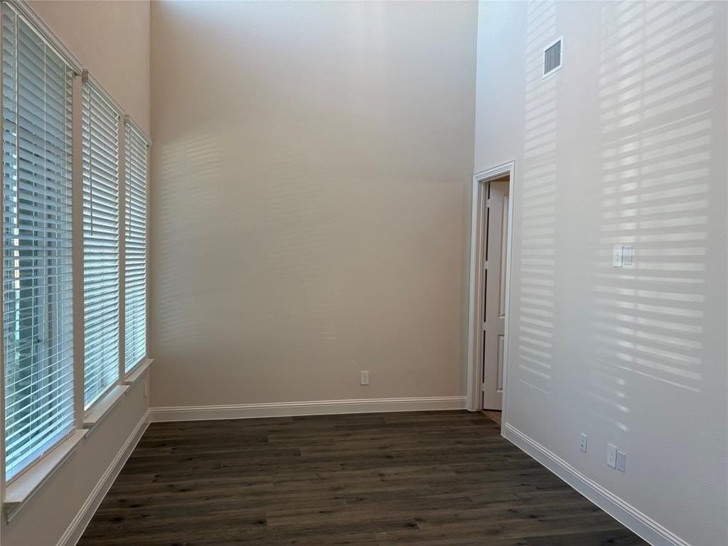 4520 Community Ct - Photo 6 of 28