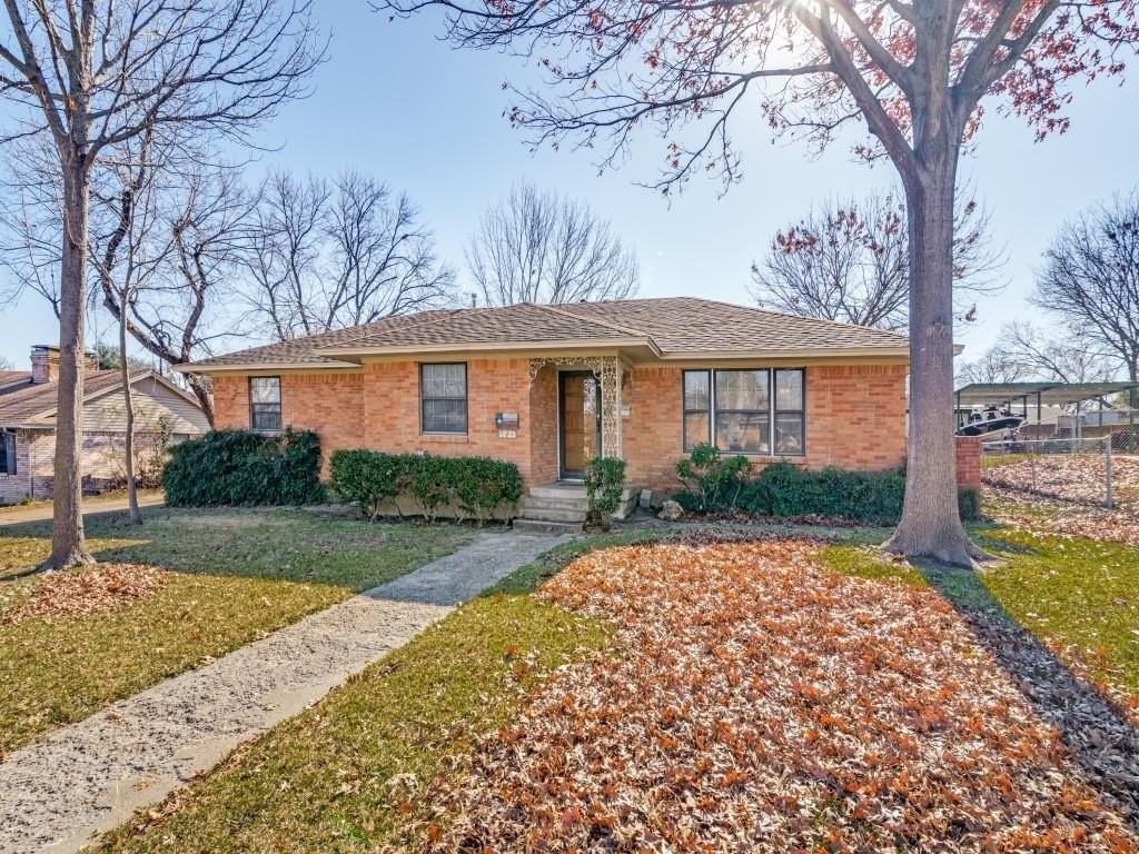 722 Hawthorne Dr - Photo 2 of 36