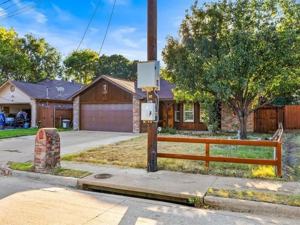 315 Gilbert Rd - Photo 2 of 25