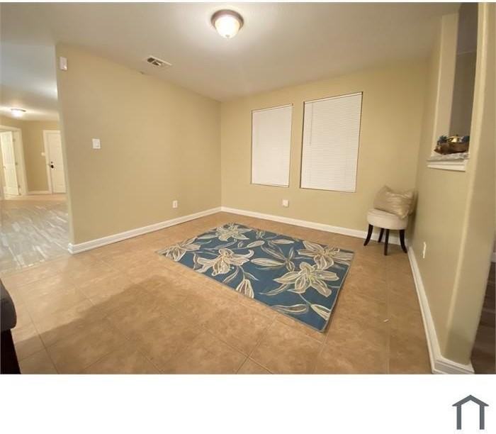 513 Paddle Dr - Photo 2 of 17