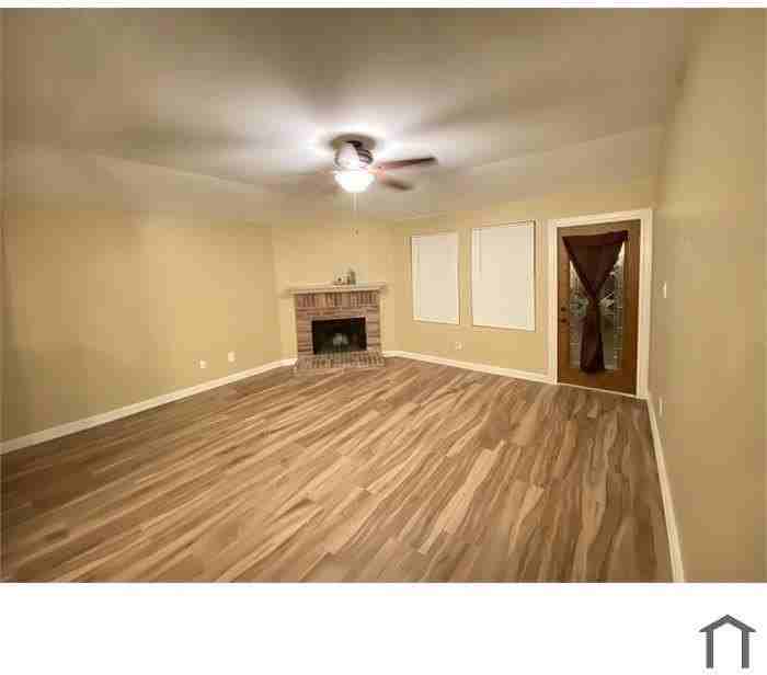 513 Paddle Dr - Photo 3 of 17